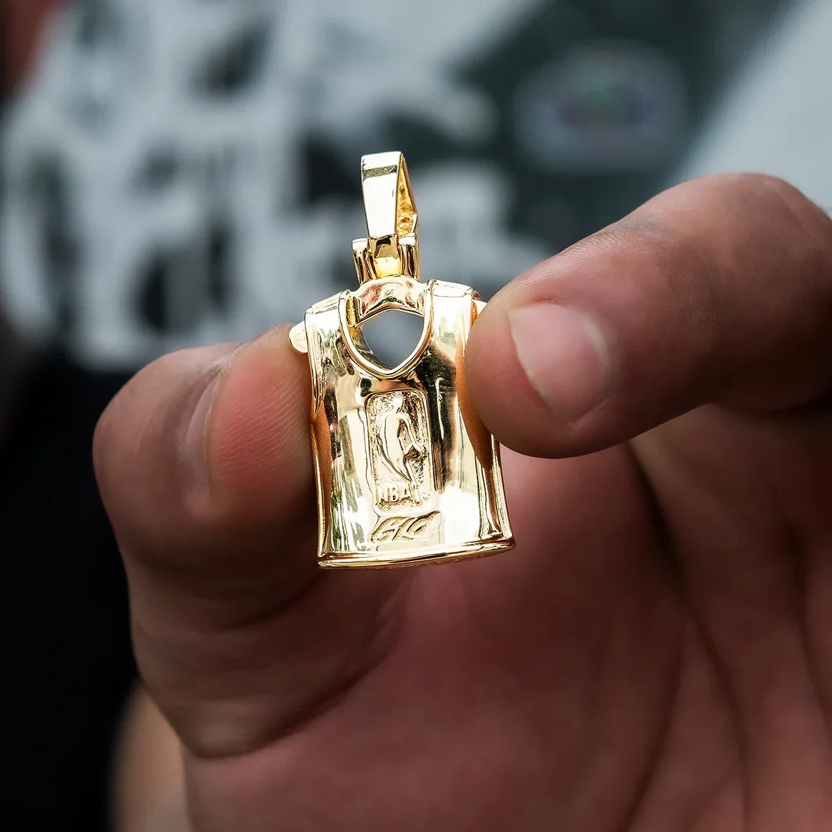 Los Angeles Lakers Official NBA Jersey Pendant - Yellow Gold
