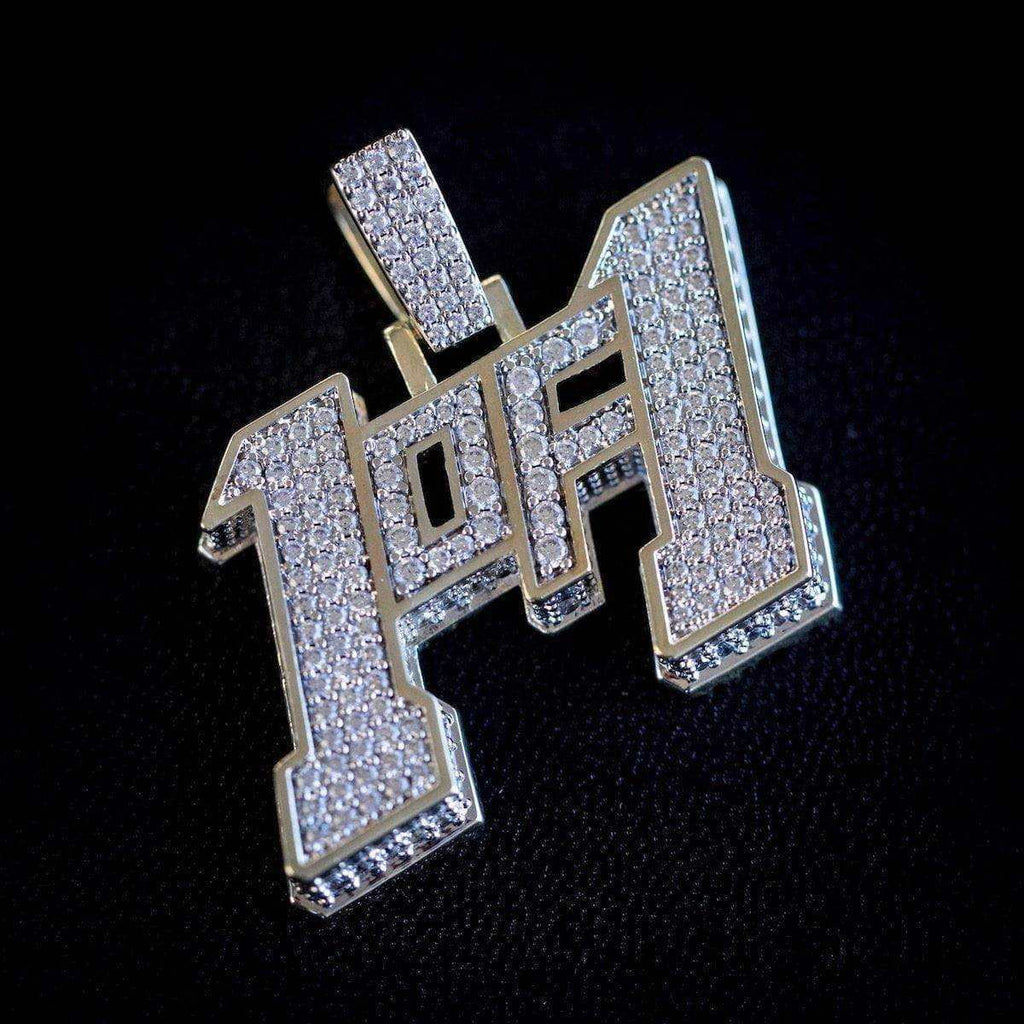 1of1 Pendant in Yellow Gold