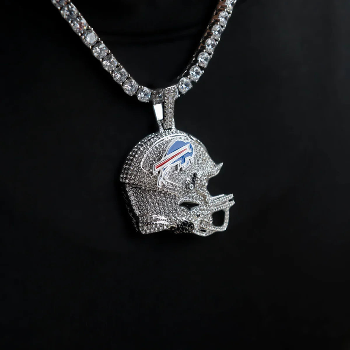 2025 Buffalo Bills Team Helmet Pendant - White Gold