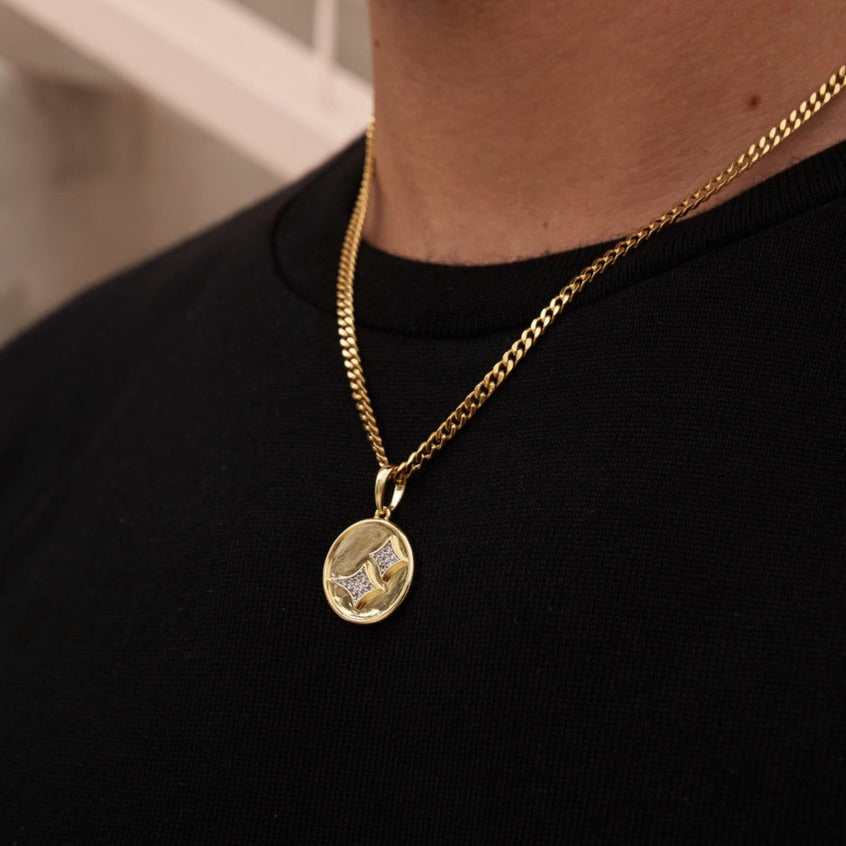 GLD Stars Coin Pendant - Yellow Gold