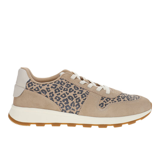 TRVL LITE Retro Runner Lace Up Sneakers