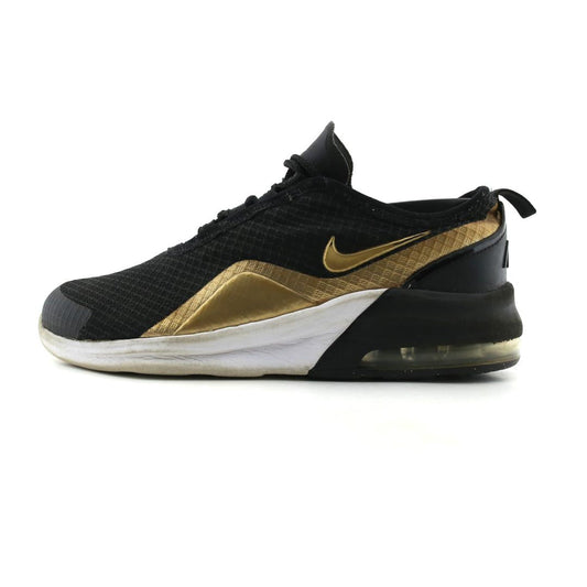 AIR MAX MOTION 2