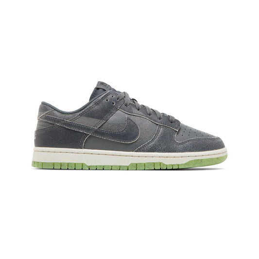 Dunk Low Retro PRM 'Halloween' (2022)