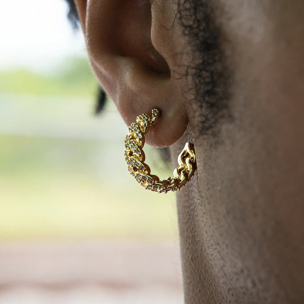 Huggie Diamond Prong Hoop Earrings in Yellow Gold