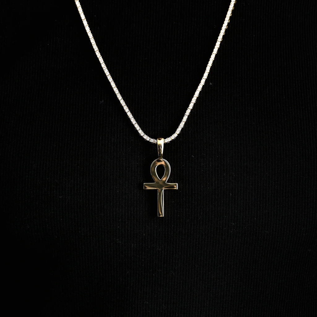 Simple Ankh Pendant in Yellow Gold
