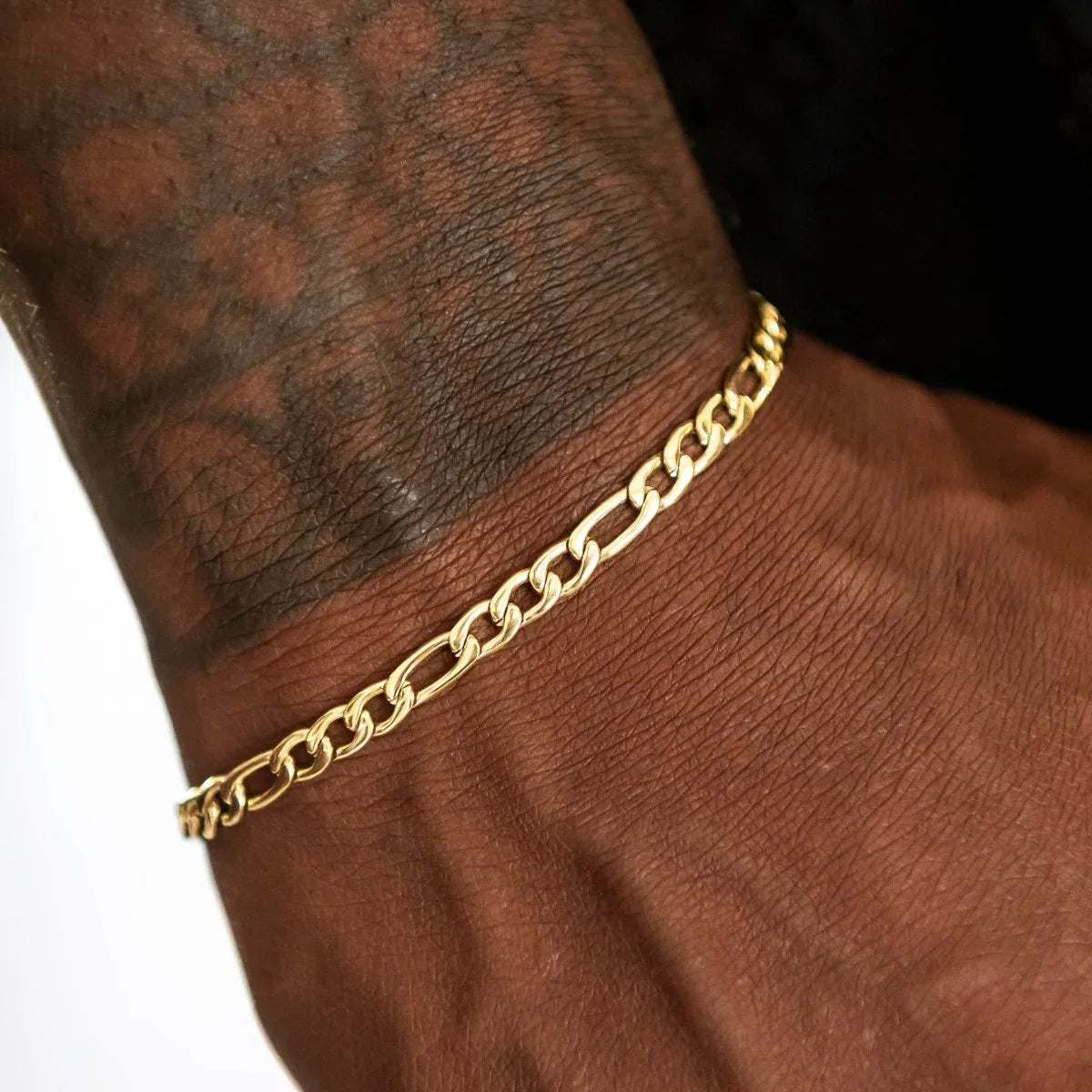 Figaro Link Chain + Bracelet Bundle in Yellow Gold- 4mm