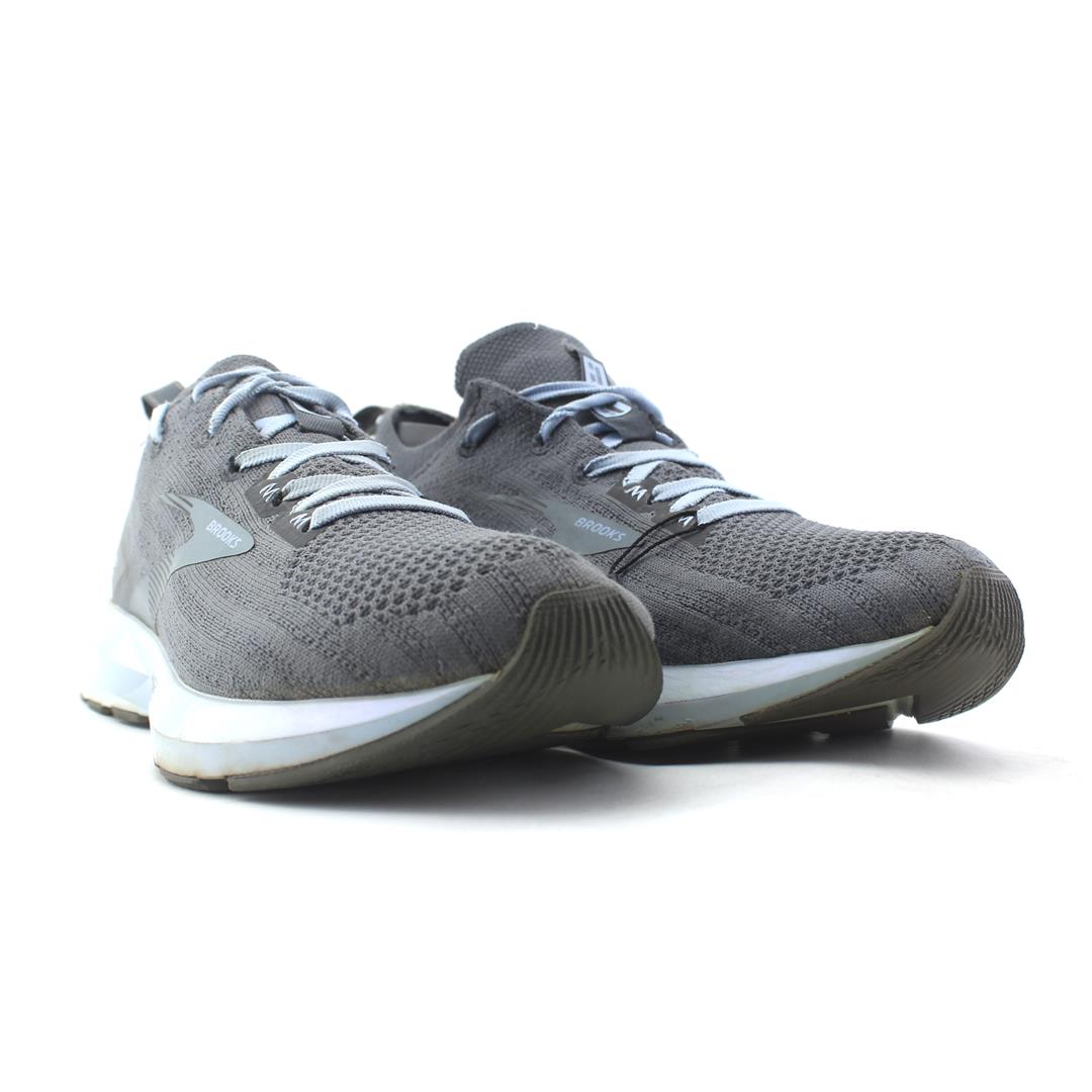 LEVITATE 3