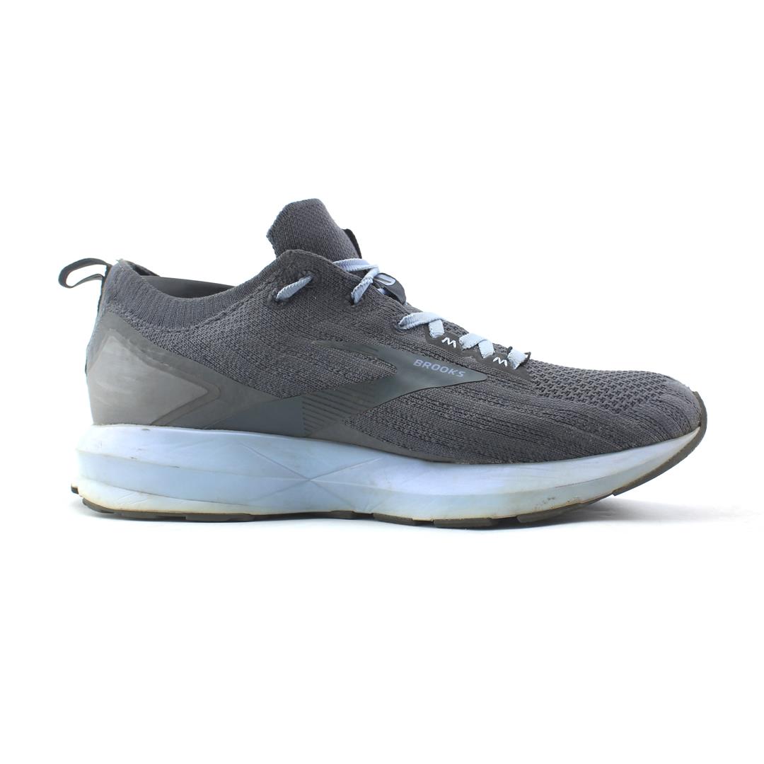 LEVITATE 3