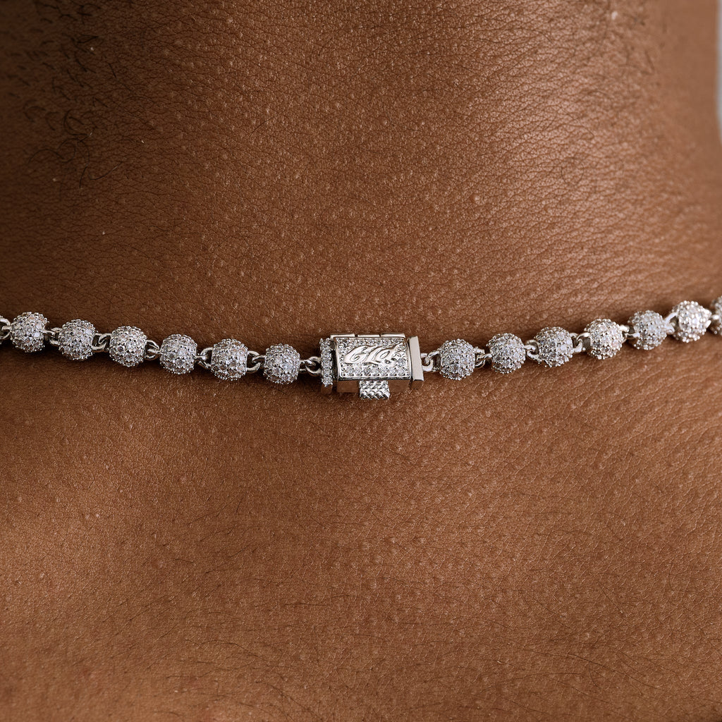 New York Yankees Official MLB Lariat in White Gold