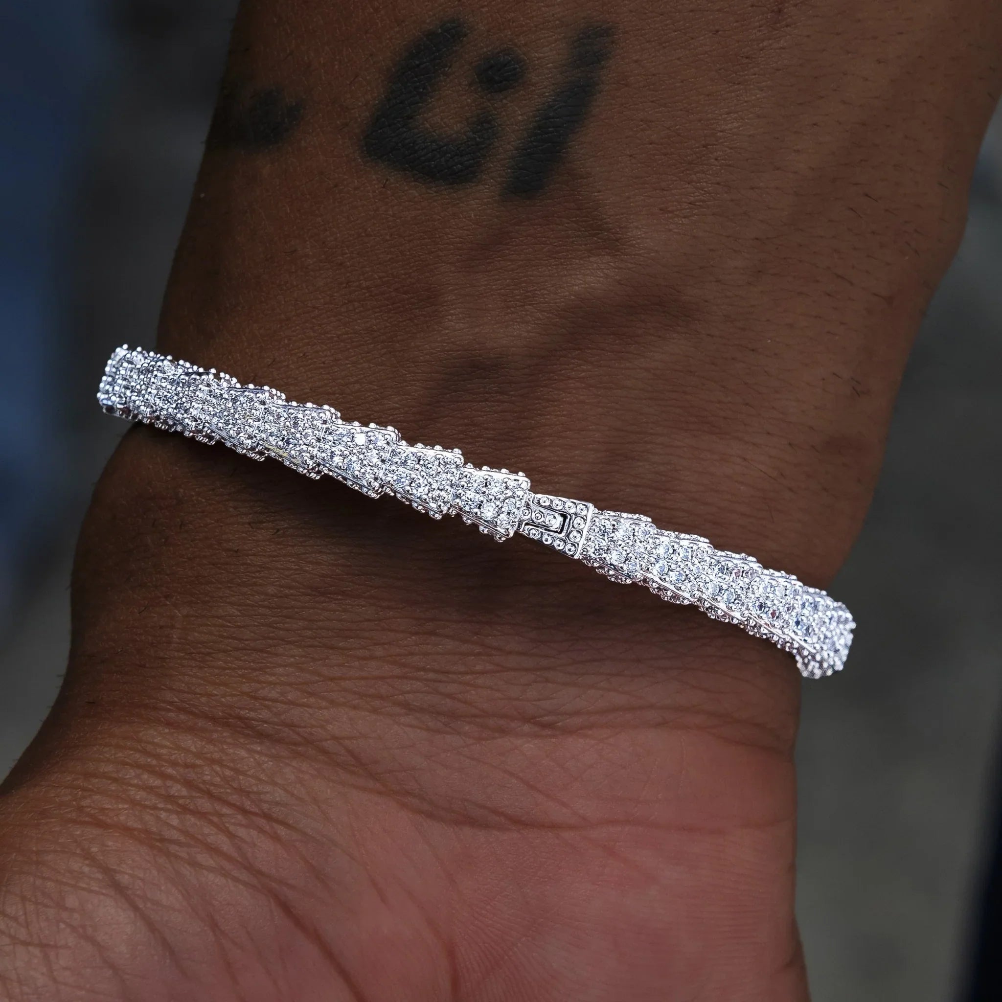 Diamond Snake Bracelet in White Gold