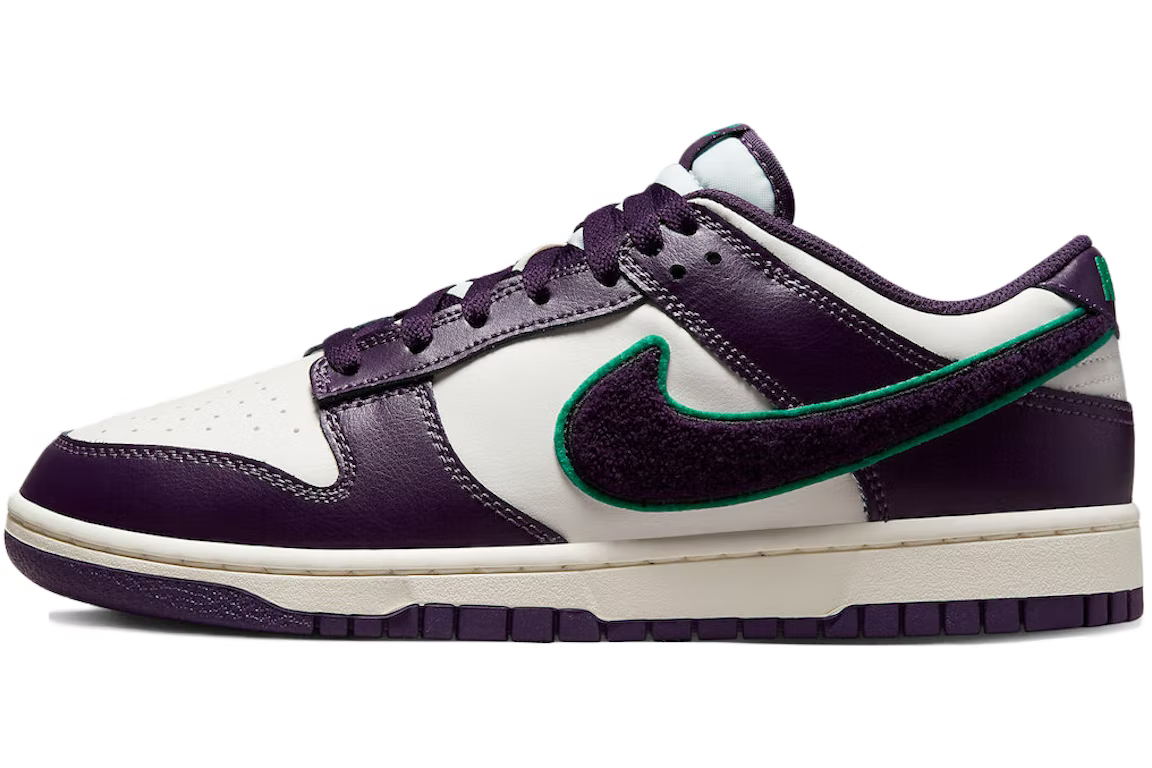 Dunk Low Chenille Swoosh Sail Grand Purple