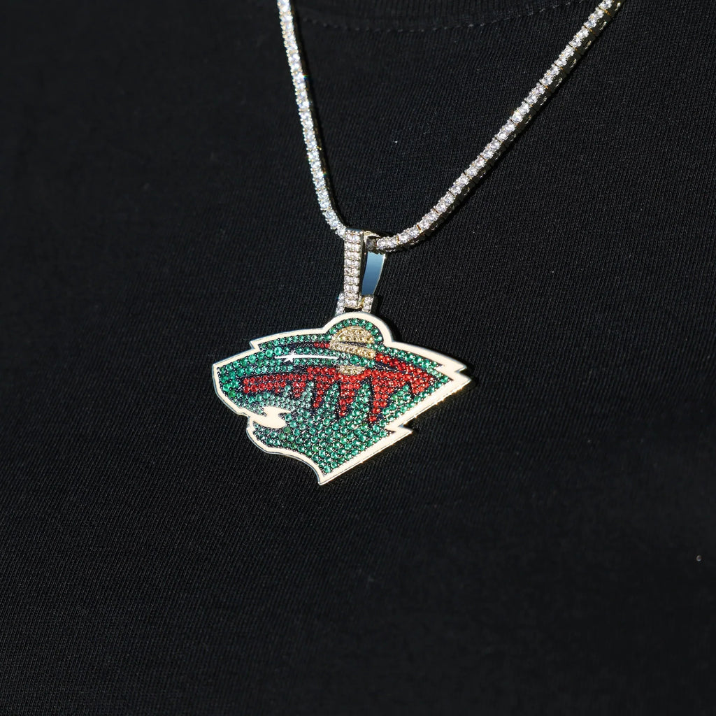 Minnesota Wild Official NHL Logo Pendant in Yellow Gold