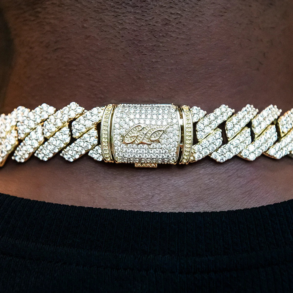 Diamond Prong Cuban Chain in Yellow Gold - 19mm