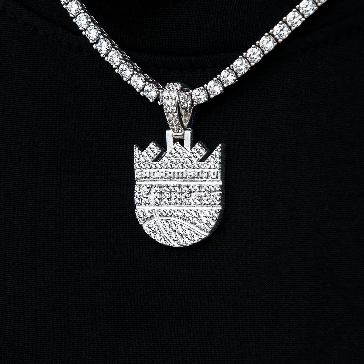 Sacramento Kings Official NBA Micro Logo Pendant in White Gold