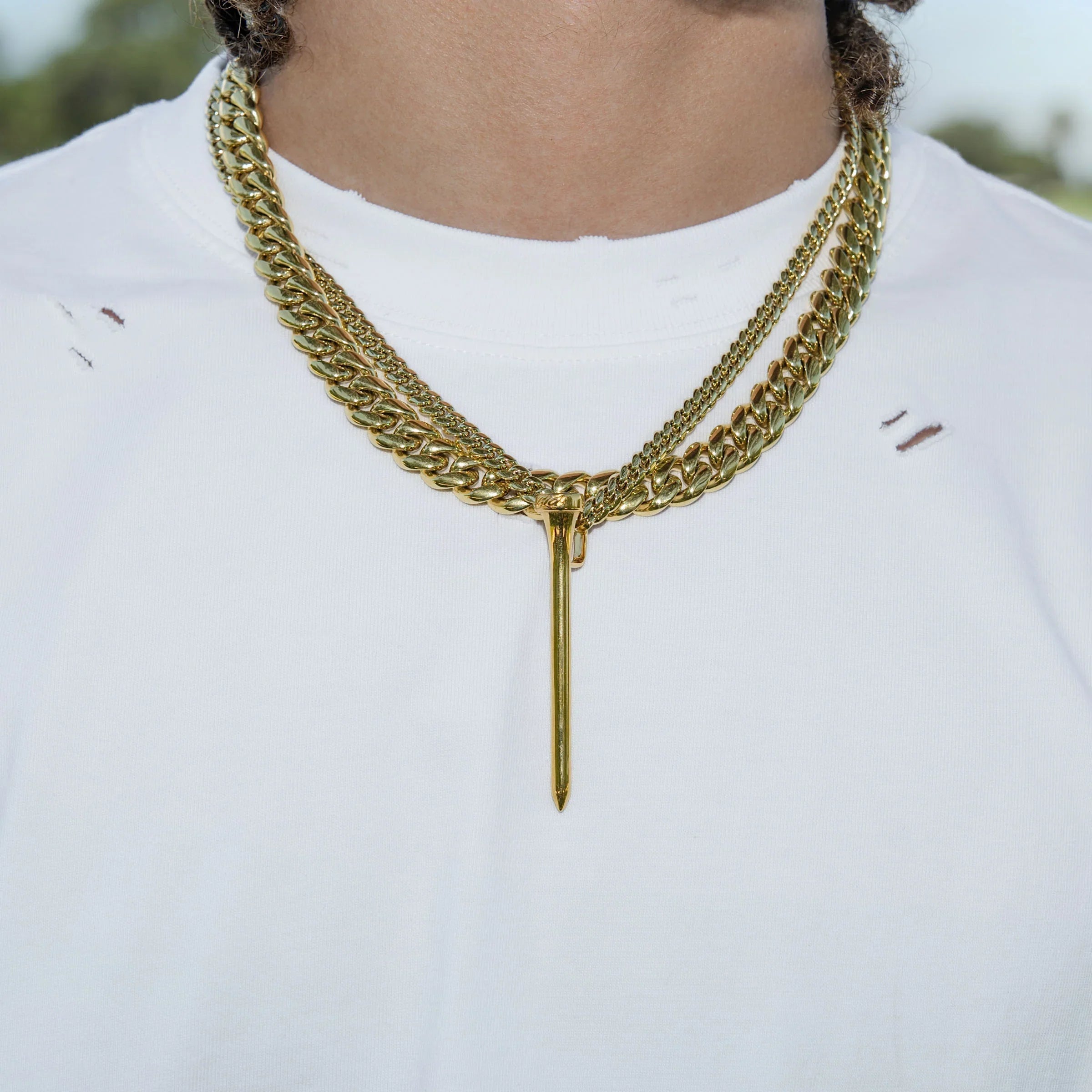 Golf Tee Pendant in Yellow Gold