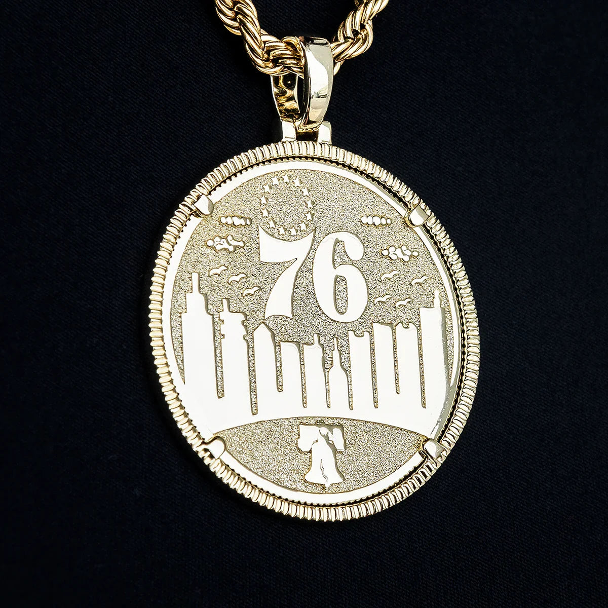 Philadelphia 76ers Official NBA Coin Pendant