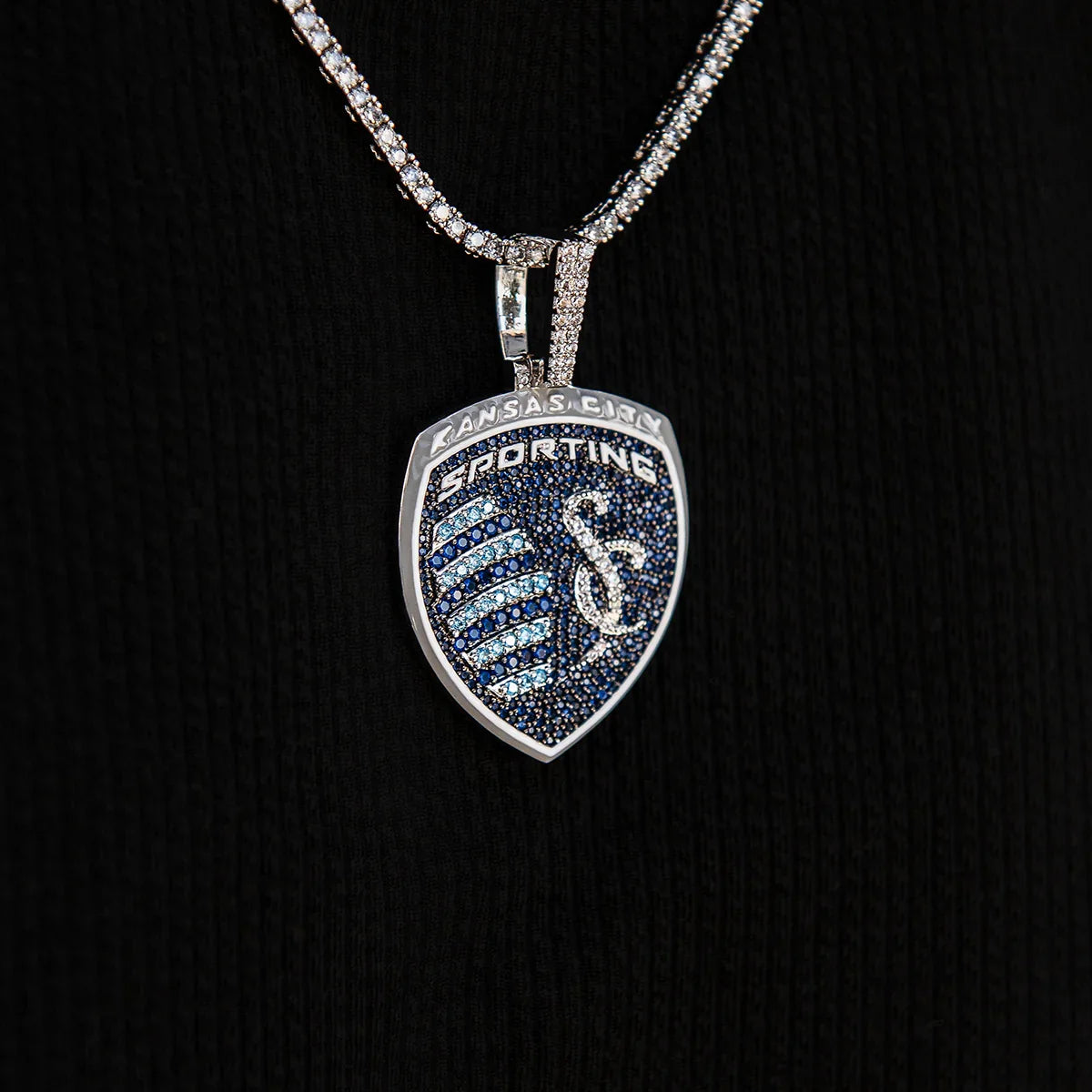Sporting Kansas City Official MLS Logo Pendant in White Gold