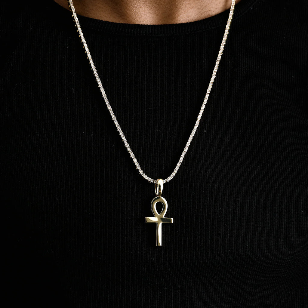 Simple Ankh Pendant in Yellow Gold