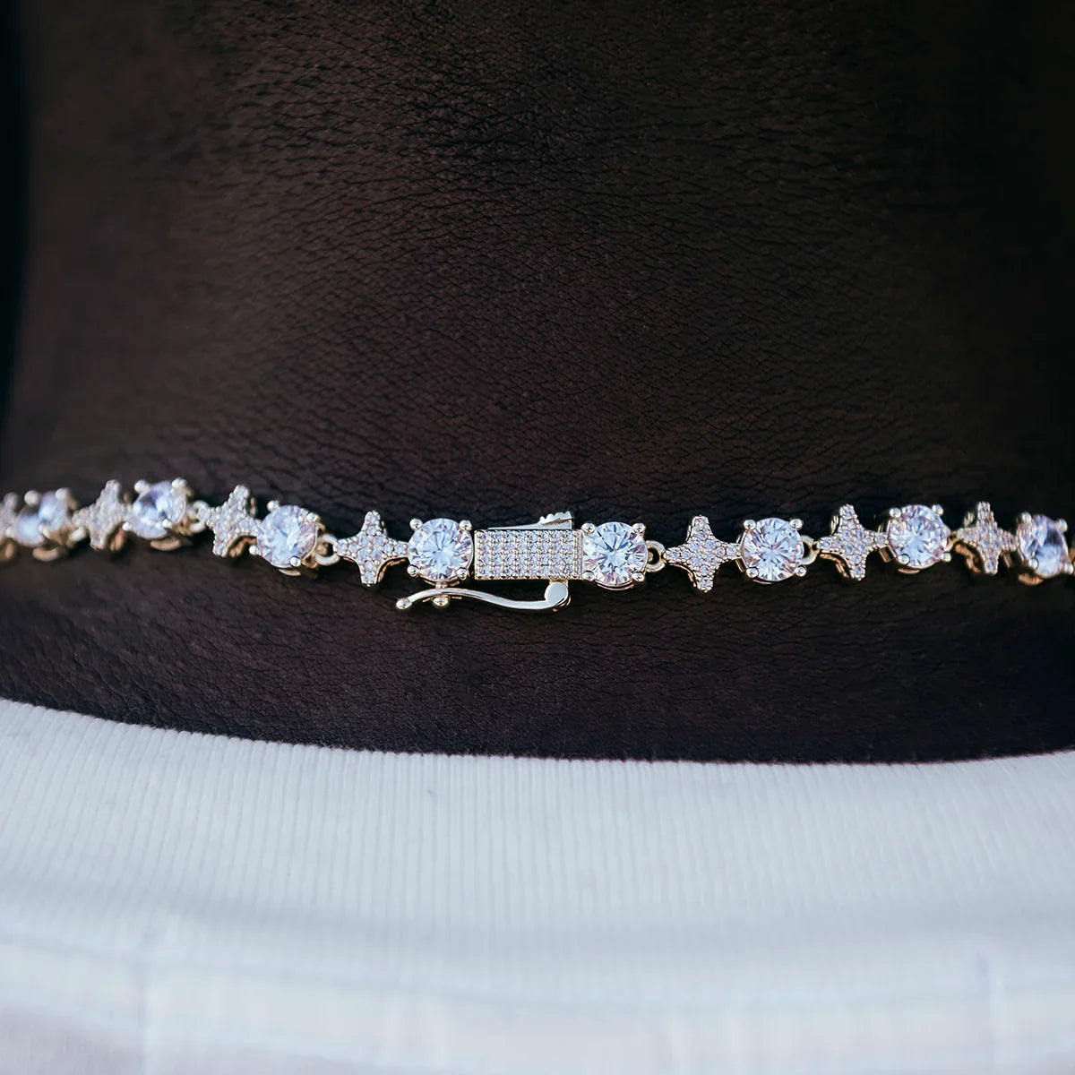 Round Stone Star Tennis Chain in Yellow Gold - 8mm