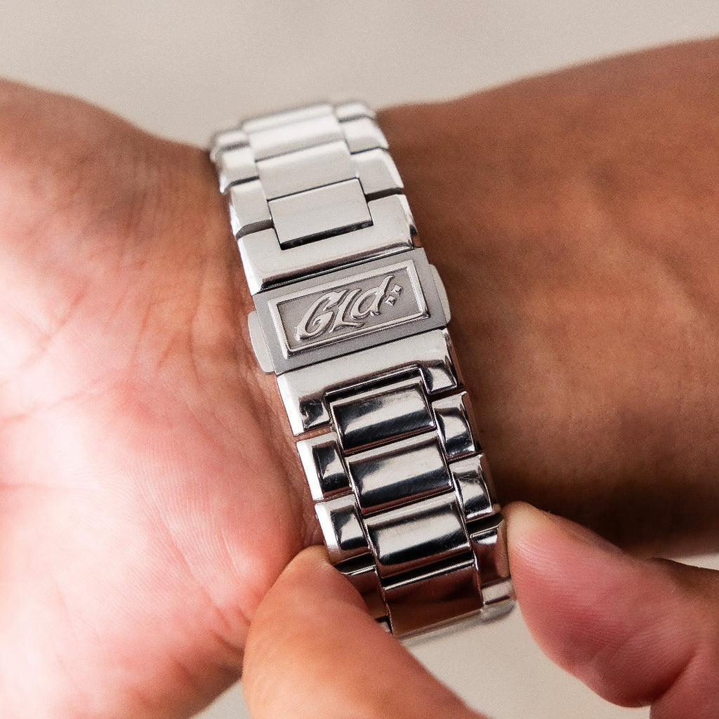 42MM Fluted Bezel Alpha Era® in White Gold