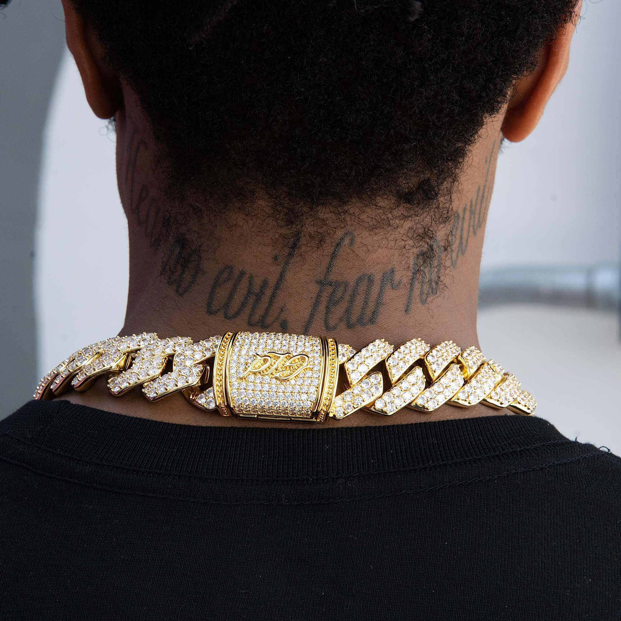 Diamond Prong Link Chain in Yellow Gold - 25mm