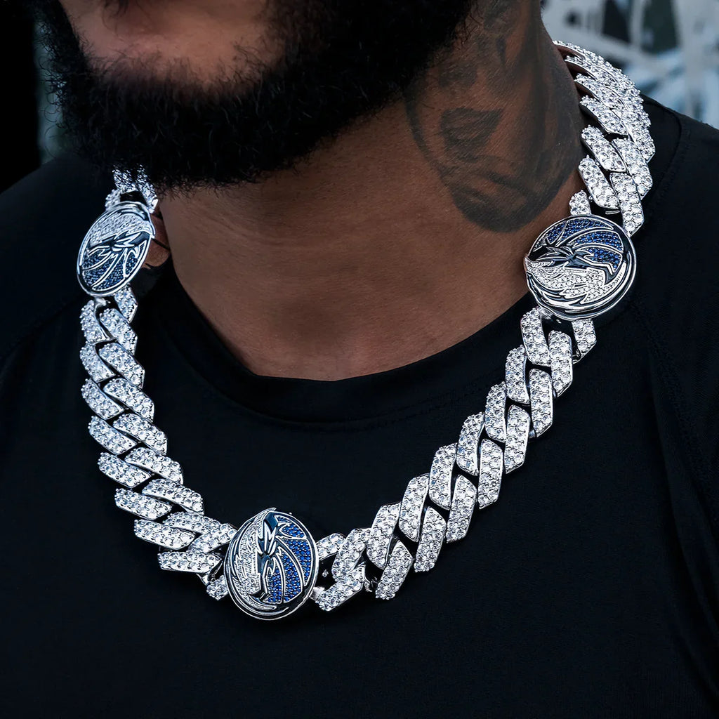 Dallas Mavericks Official NBA Diamond Prong Cuban Chain in White Gold- 25mm