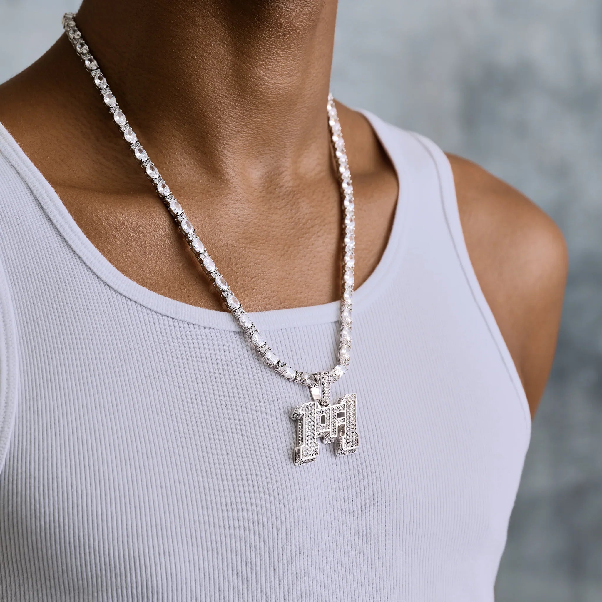 "1of1" Pendant in White Gold