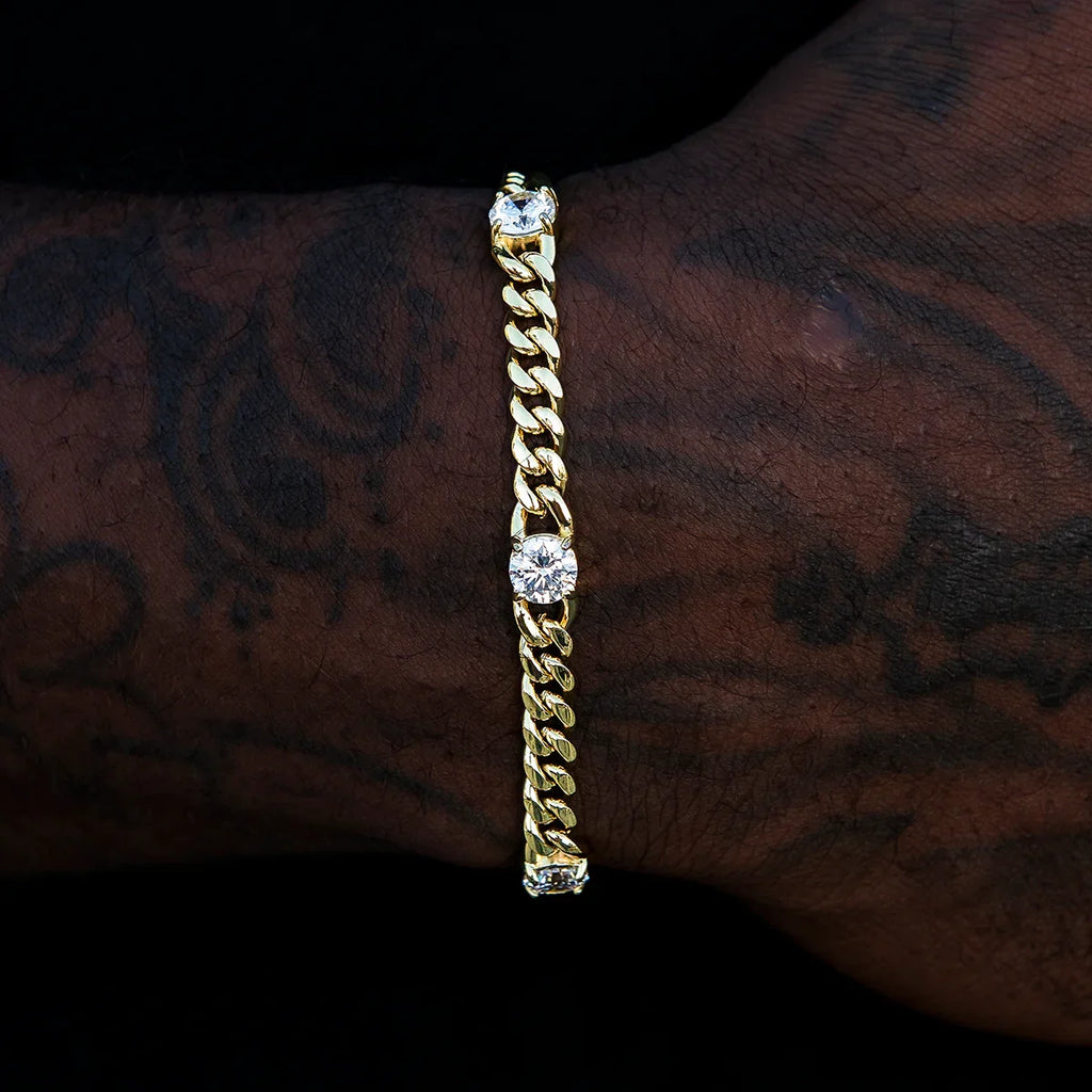 Round Stone Station Cuban Bracelet in Yellow Gold
