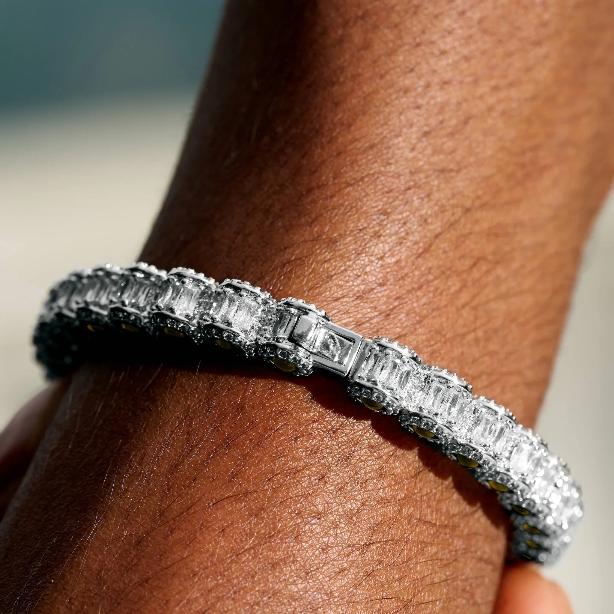 Canary Iced Multi Dimensional Bangle Bracelet in White Gold