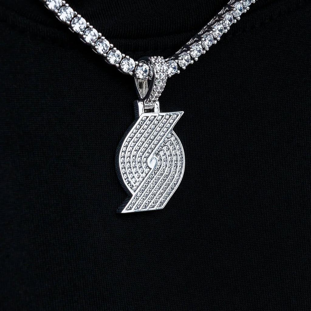 Portland Trail Blazers Official NBA Micro Logo Pendant in White Gold