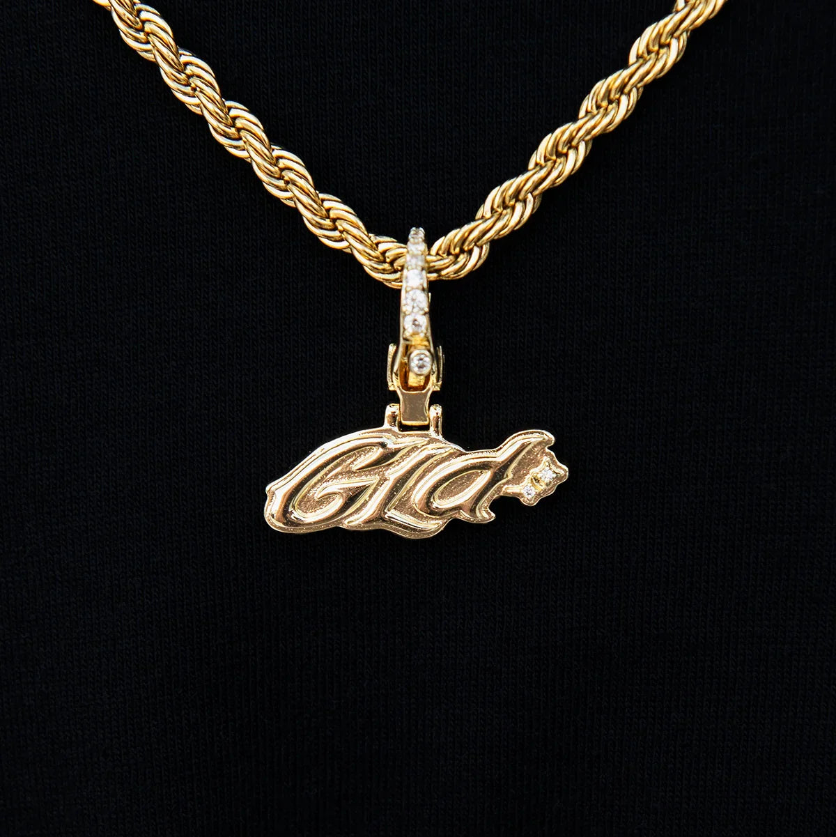 GLD Logo Clip On Pendant in Yellow Gold