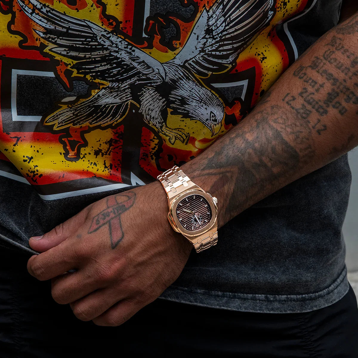39MM Visionary Plain Case & Chocolate Dial Watch - Rose Gold