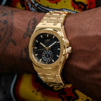 39MM Visionary Plain Case & Black Dial Watch - Yellow Gold