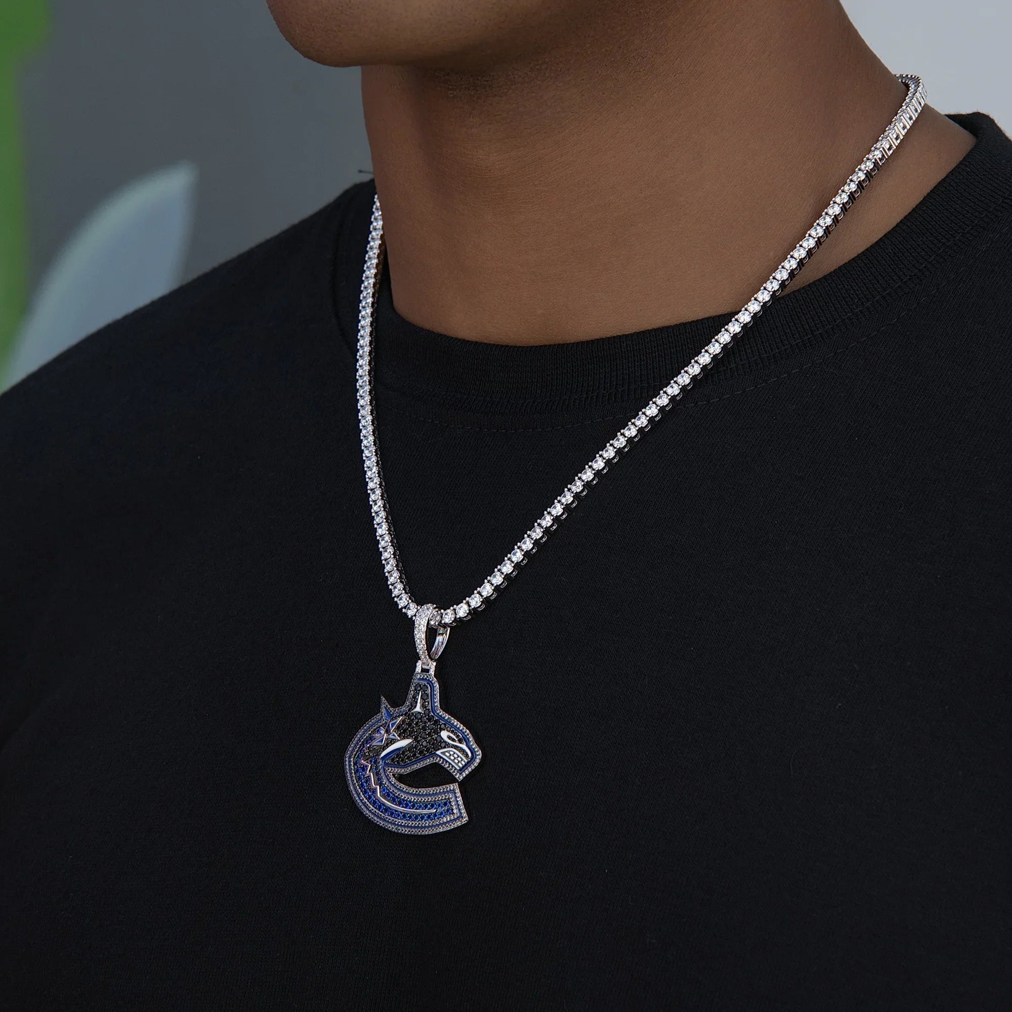 Vancouver Canucks Official NHL Logo Pendant in White Gold