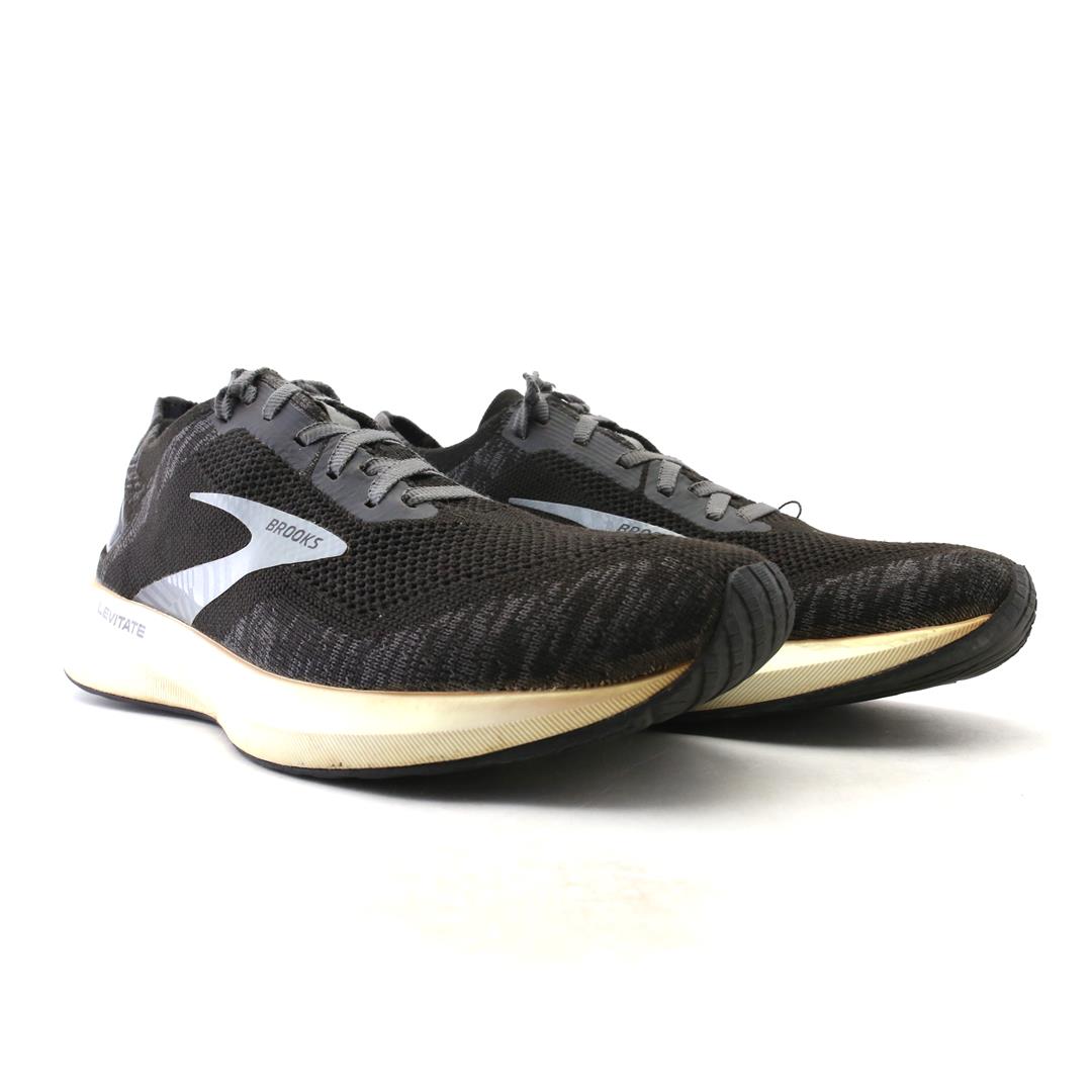 LEVITATE 4