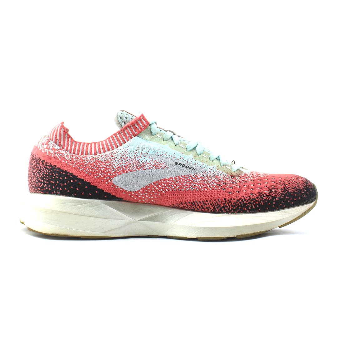 LEVITATE 2