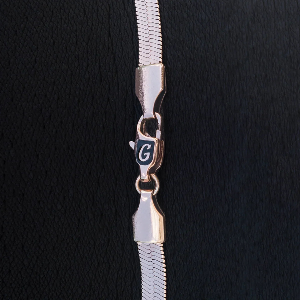 Herringbone Bracelet in Rose Gold- 4mm