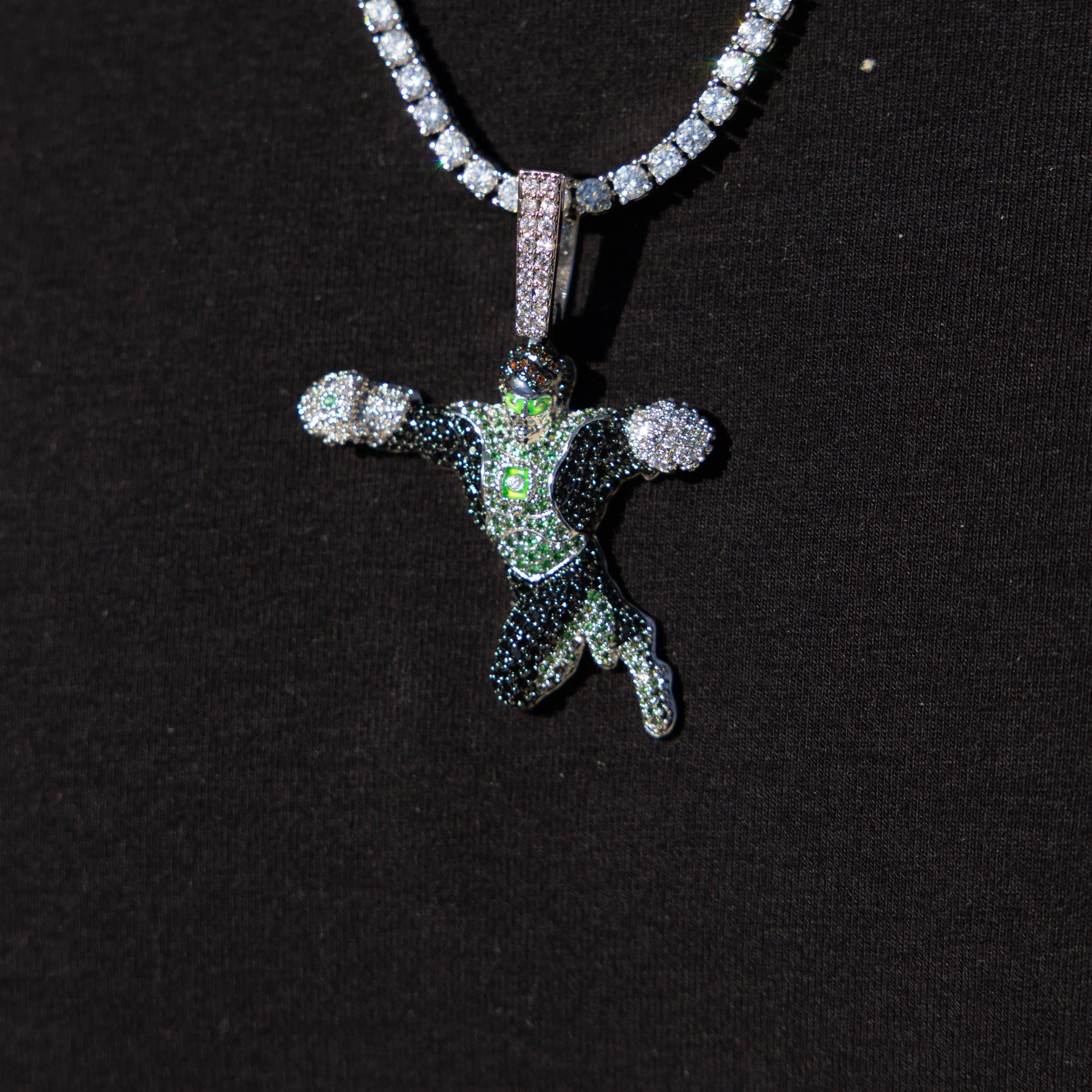 Green Lantern Body Official DC Comics Pendant in White Gold