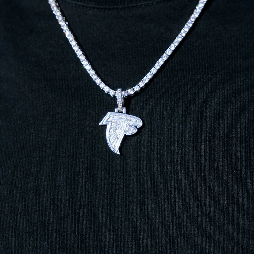 Micro Atlanta Falcons Official NFL Logo Pendant in White Gold