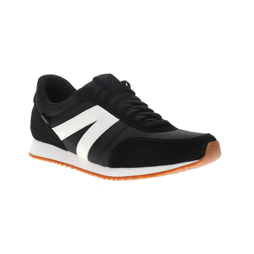 Milan Hands Free Sneakers