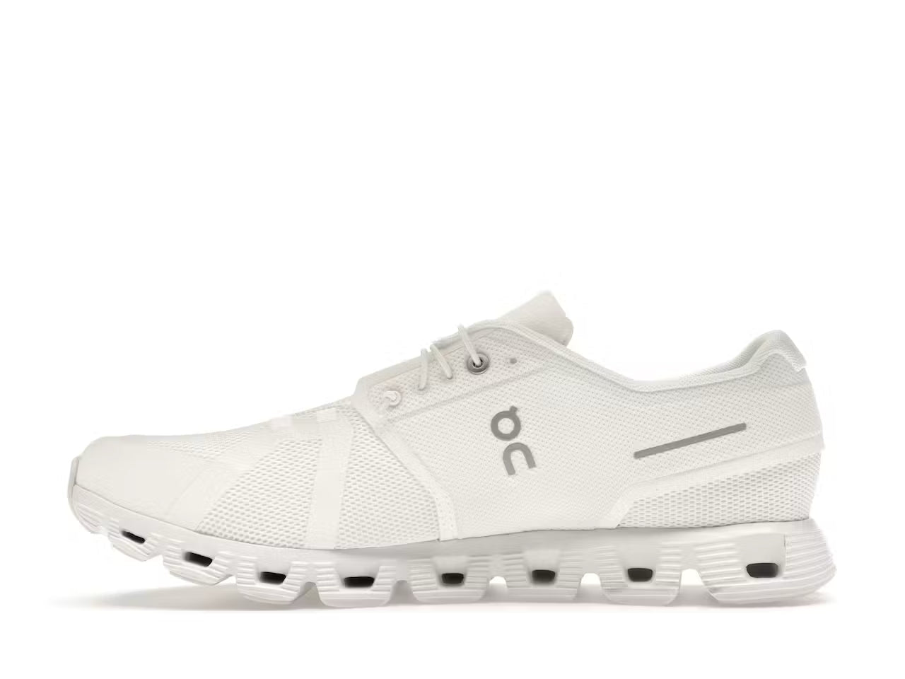 On Running Cloud 5 Undyed White