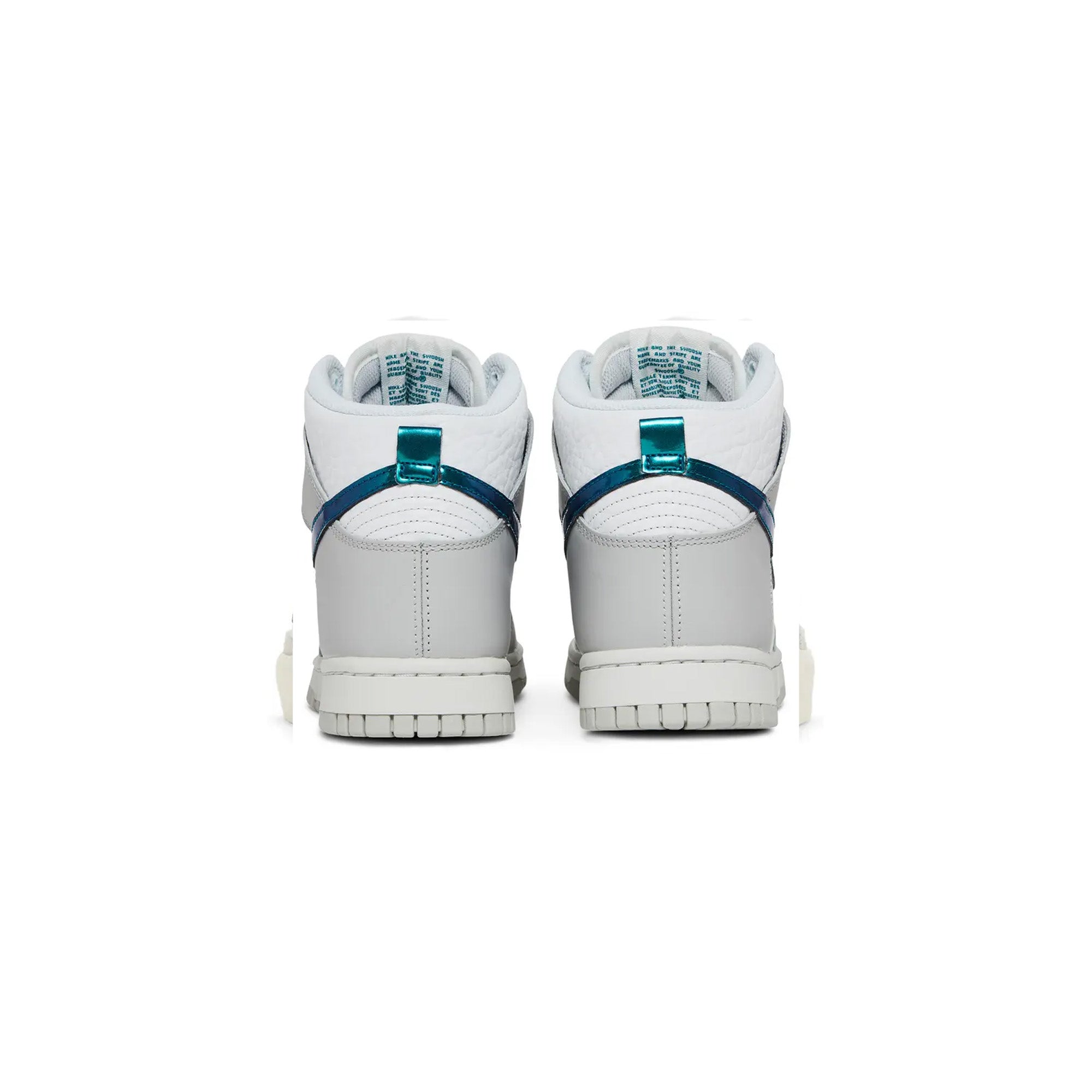 Dunk High 'FLS' W (2022)