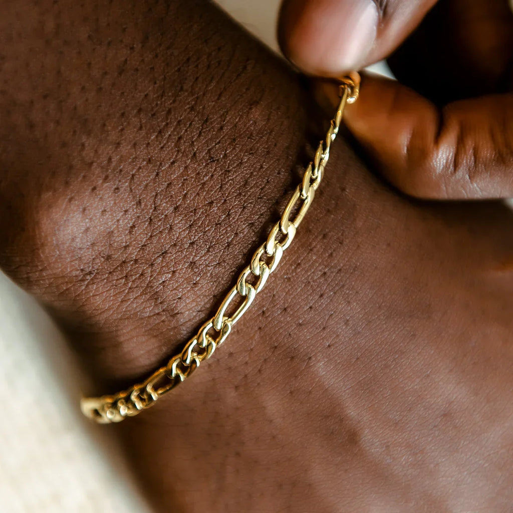 Figaro Chain Bracelet in Hollow Yellow Gold - 4mm