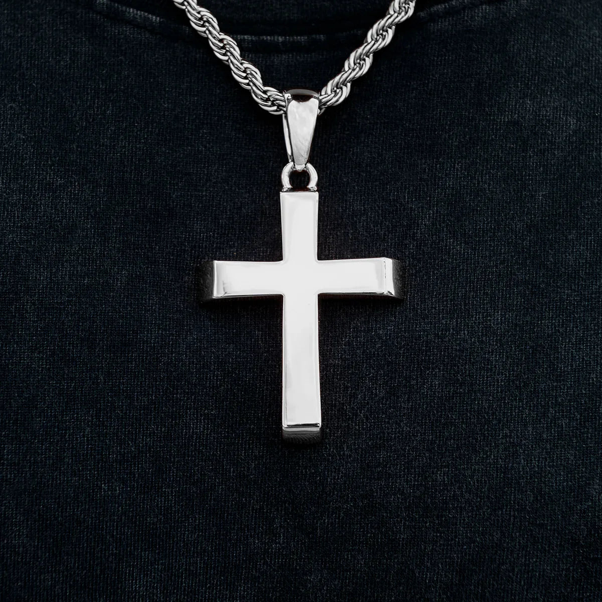 Large Simple Cross Pendant in White Gold