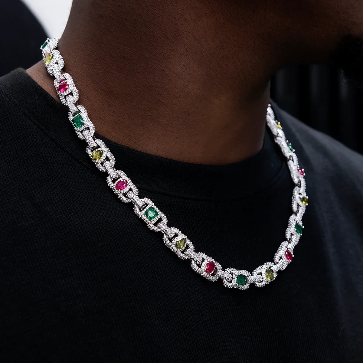 Diamond Multicolor Cluster Mariner Chain in White Gold