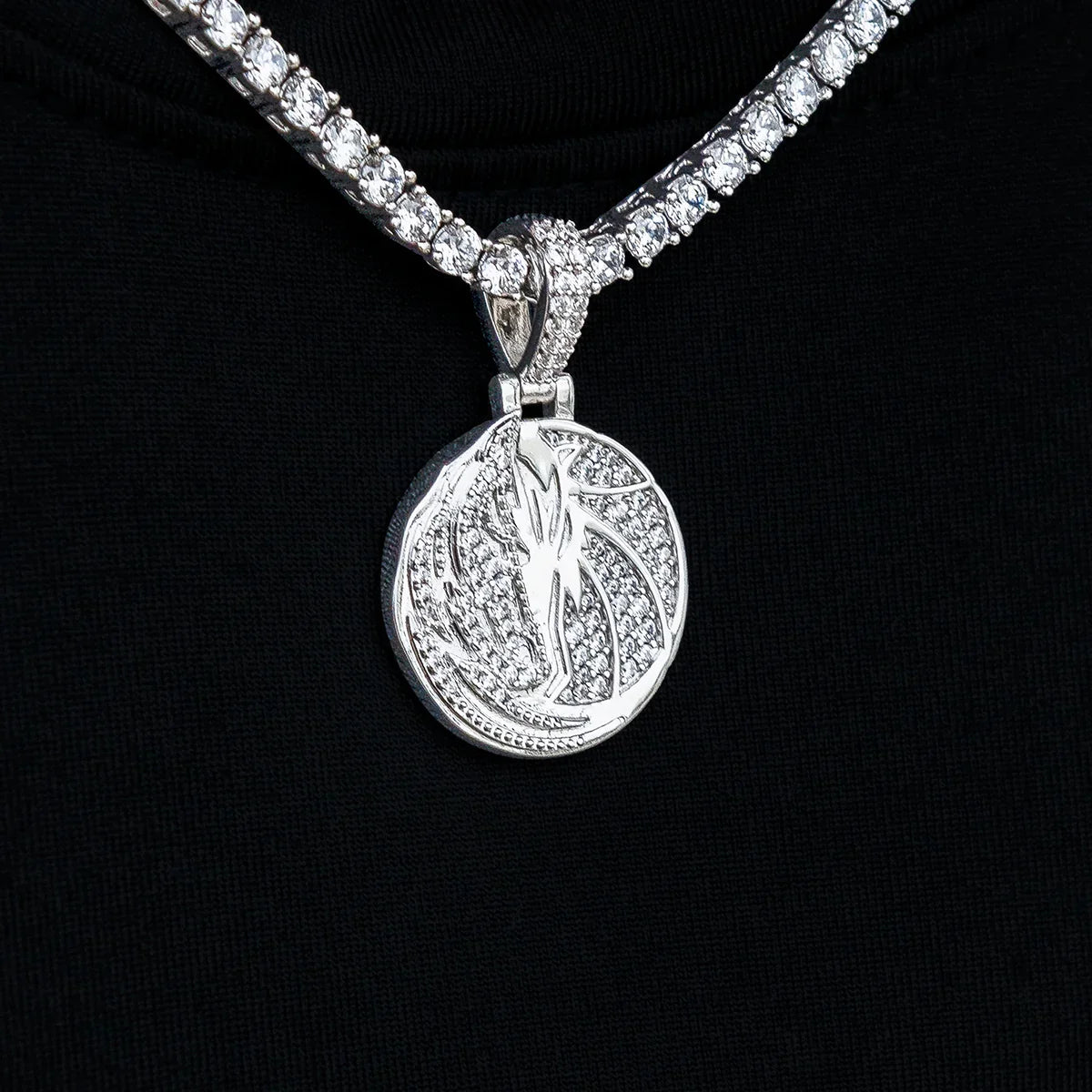 Dallas Mavericks Official NBA Micro Logo Pendant in White Gold