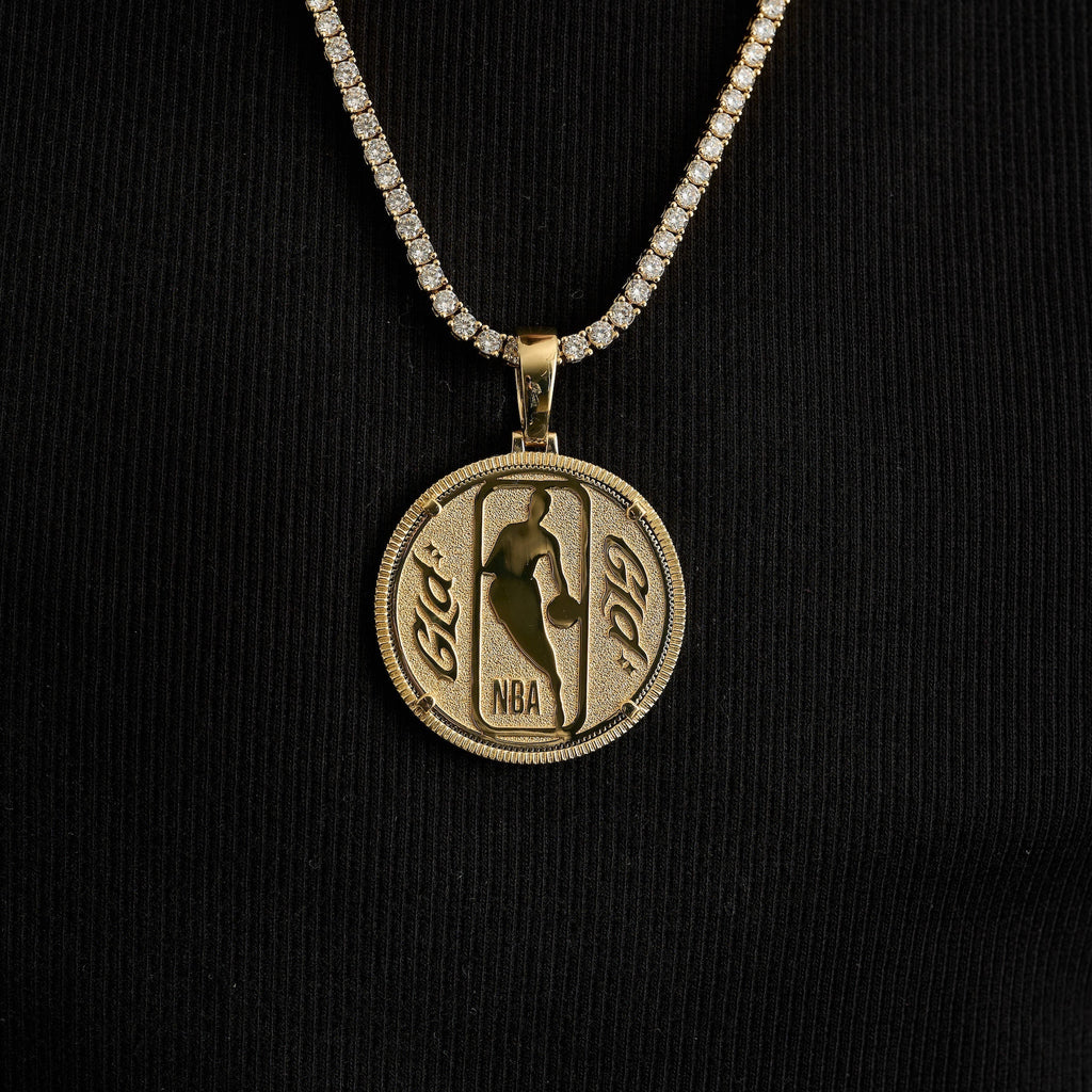 Atlanta Hawks Official NBA Coin Pendant in Yellow Gold