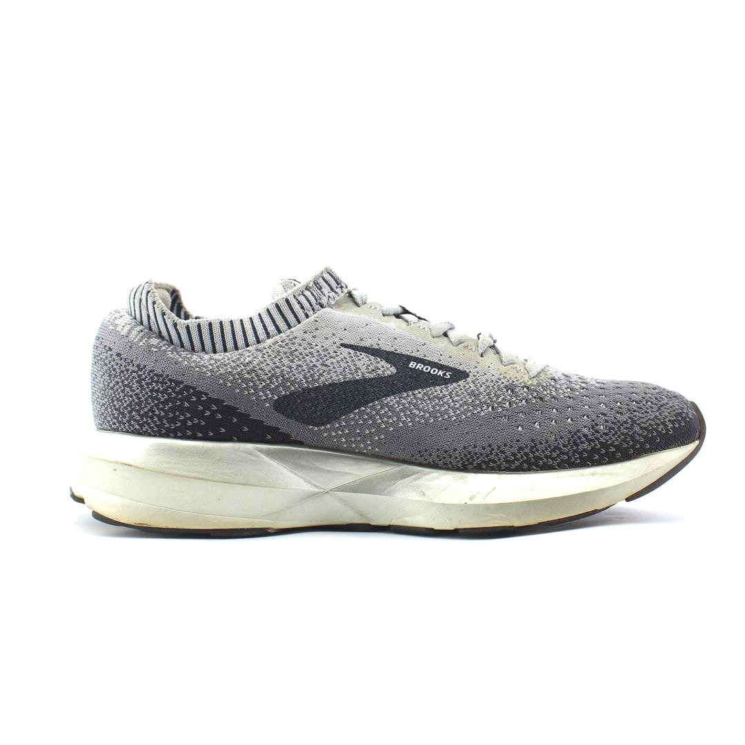 LEVITATE 2