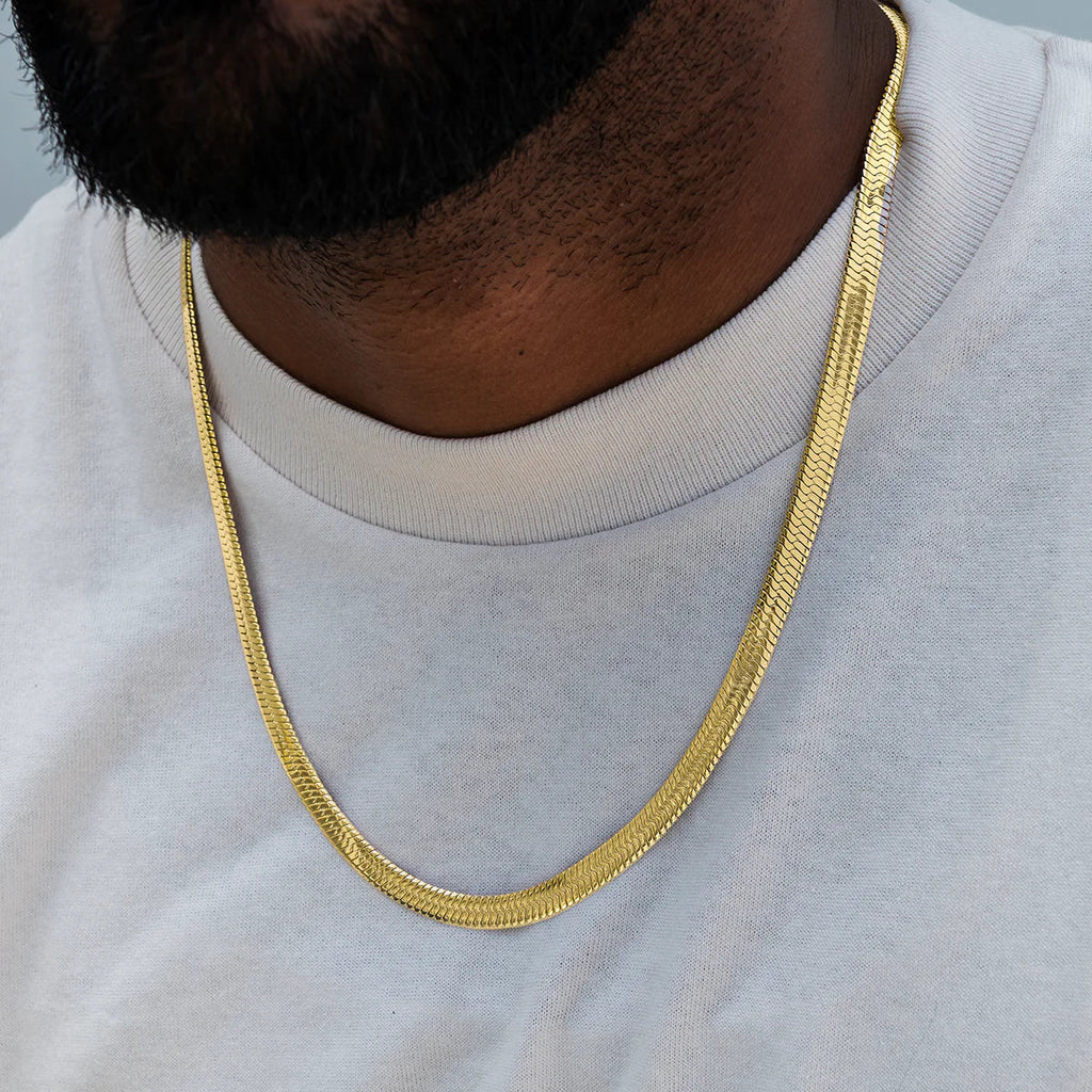 Herringbone Chain in Yellow Gold- 8mm