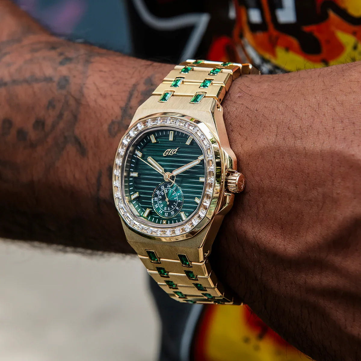 39MM Visionary Iced Emerald Stone Band Watch - Yellow Gold